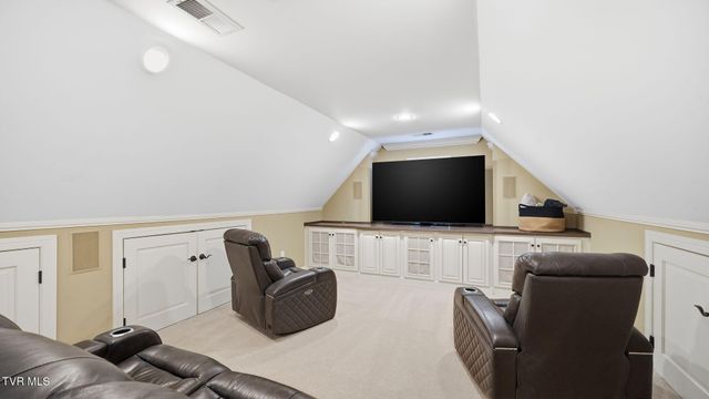 1000 Huntington Court, Kingsport, TN 37660