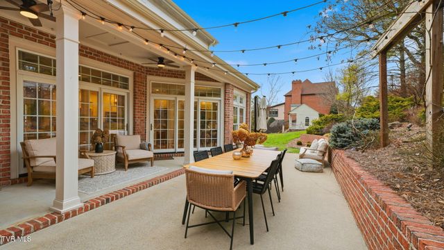 1000 Huntington Court, Kingsport, TN 37660