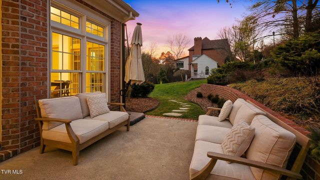 1000 Huntington Court, Kingsport, TN 37660