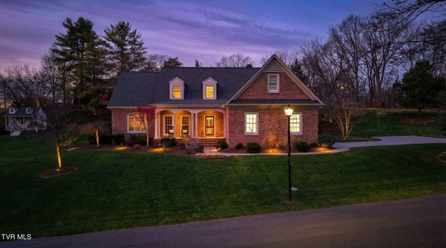 1000 Huntington Court, Kingsport, TN 37660