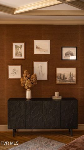 1000 Huntington Court, Kingsport, TN 37660