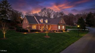 1000 Huntington Court, Kingsport, TN 37660