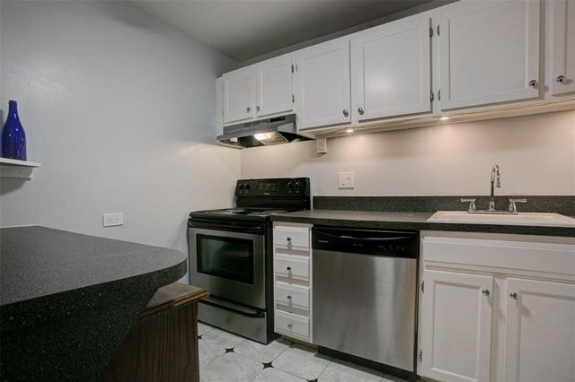 3740 INVERRARY Drive 3I, Lauderhill, FL 33319