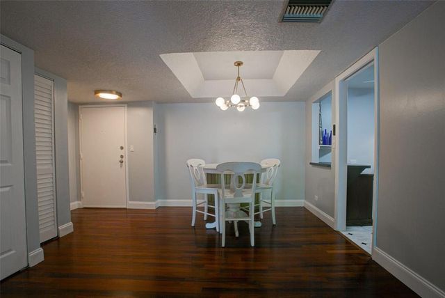 3740 INVERRARY Drive 3I, Lauderhill, FL 33319