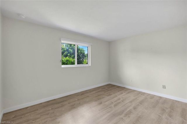1202 SE 14th TER, Cape Coral, FL 33990