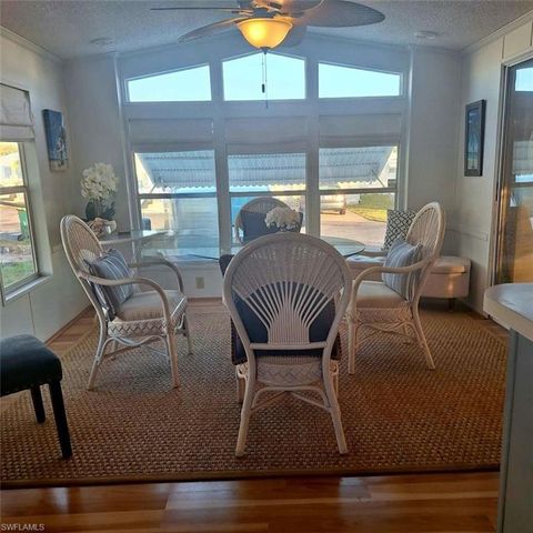 9 Pearl DR 9P, Naples, FL 34114