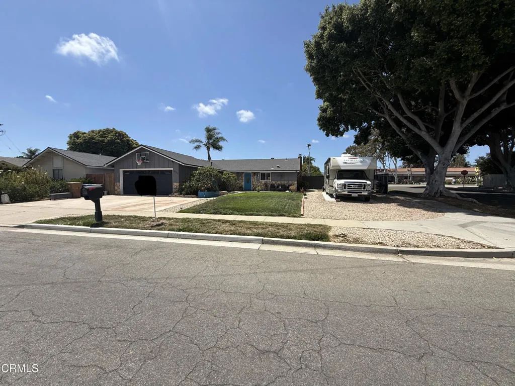 10199 Erie Street, Ventura, CA 93004