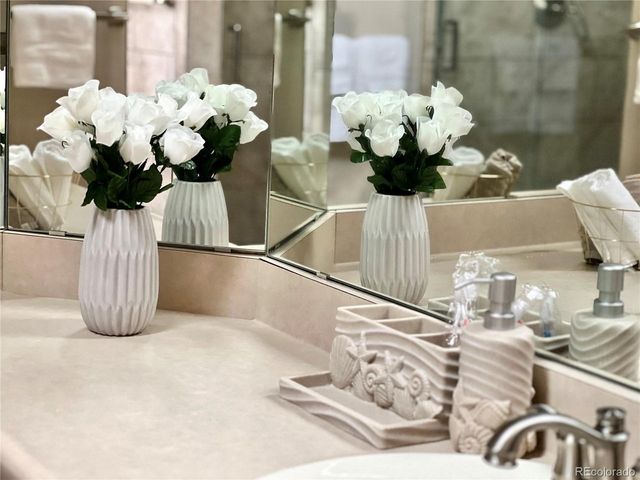 11809 E Harvard Ave, Aurora, CO 80014