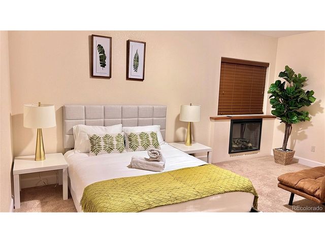 11809 E Harvard Ave, Aurora, CO 80014