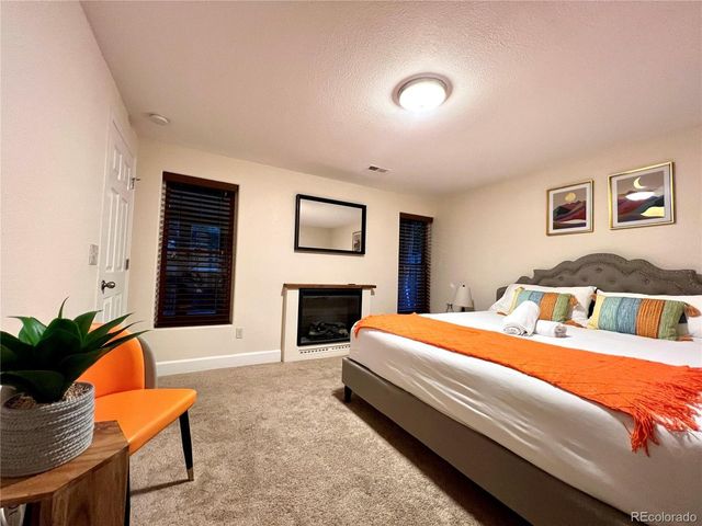 11809 E Harvard Ave, Aurora, CO 80014