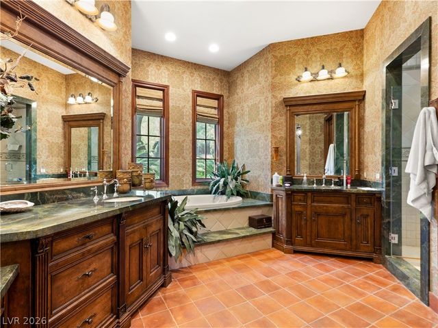 47 Club Vista Drive, Henderson, NV 89052
