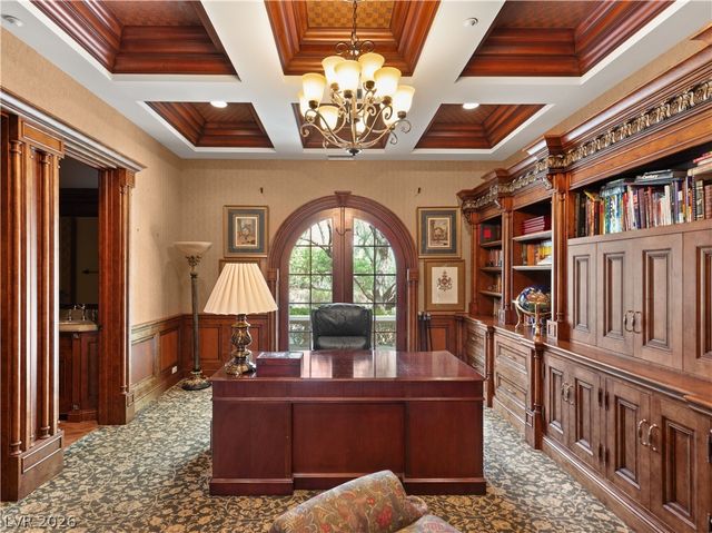 47 Club Vista Drive, Henderson, NV 89052