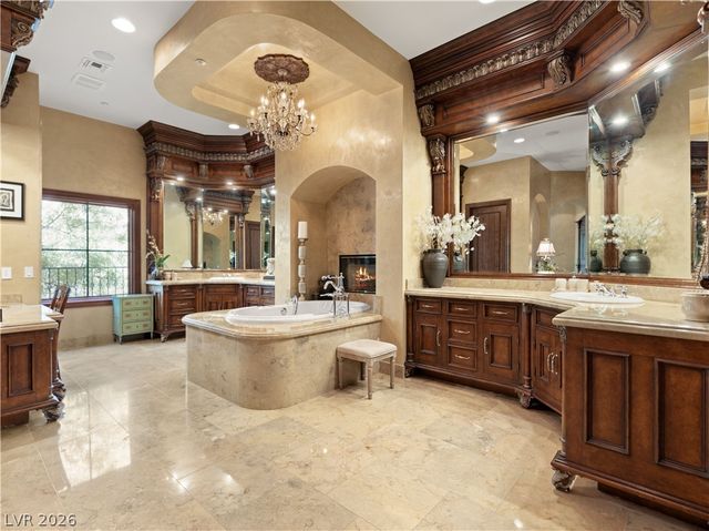 47 Club Vista Drive, Henderson, NV 89052