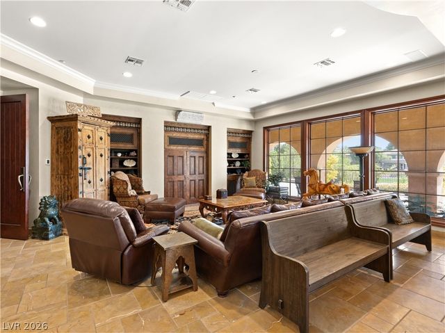 47 Club Vista Drive, Henderson, NV 89052