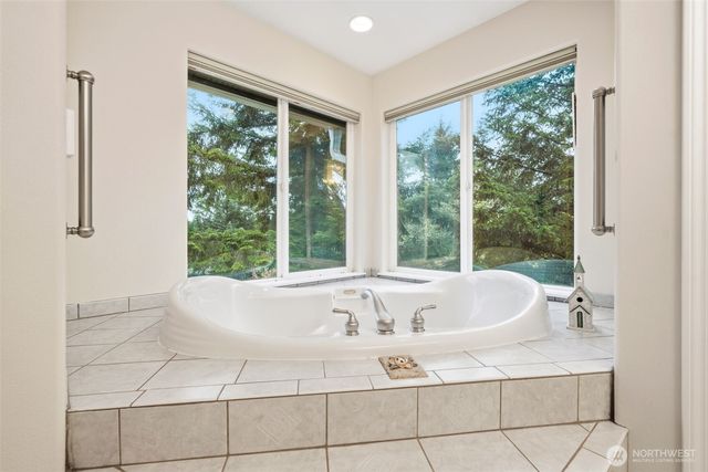 7311 NE 317th Place, Camas, WA 98607