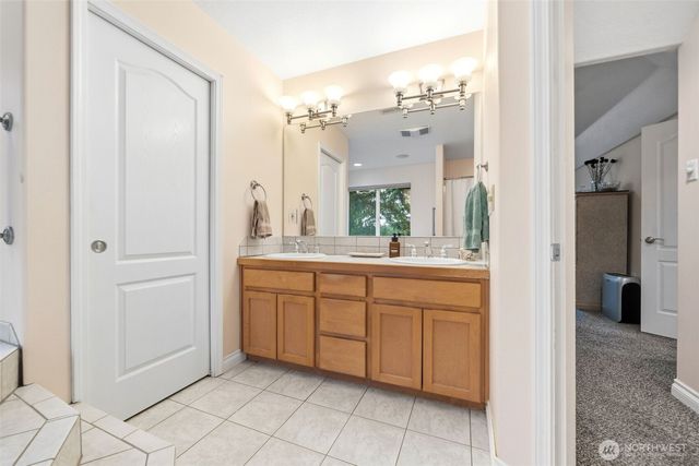 7311 NE 317th Place, Camas, WA 98607