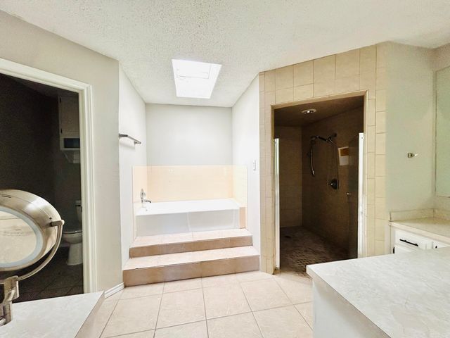 2925 Dove Lane, Denver City, TX 79323