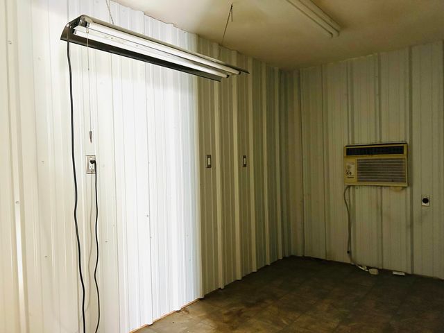 2925 Dove Lane, Denver City, TX 79323