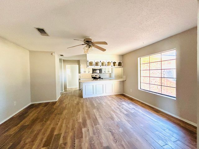 2925 Dove Lane, Denver City, TX 79323