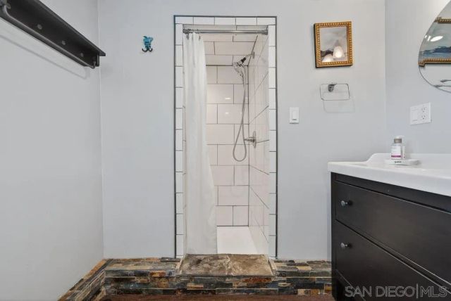 5438 Gilbert Dr Unit C, San Diego, CA 92115