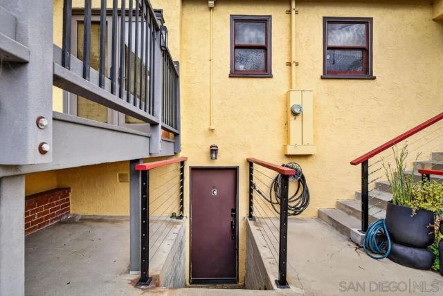 5438 Gilbert Dr Unit C, San Diego, CA 92115