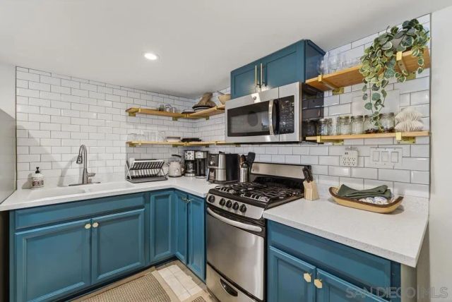 5438 Gilbert Dr Unit C, San Diego, CA 92115