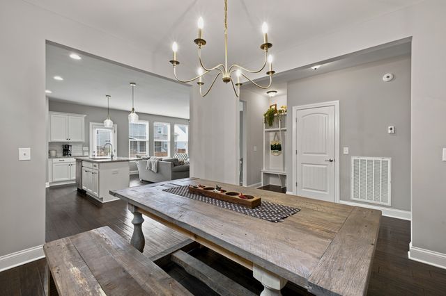 1222 Appian Way, Murfreesboro, TN 37128