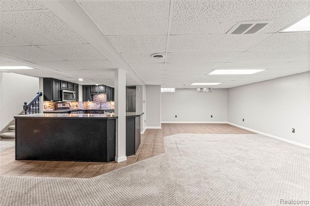 7148 Plainfield Street, Dearborn Heights, MI 48127
