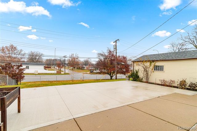 7148 Plainfield Street, Dearborn Heights, MI 48127