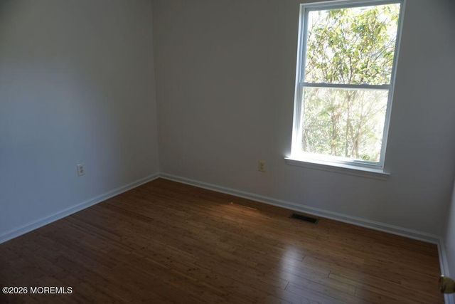 102 Cranbrook Court, Holmdel, NJ 07733