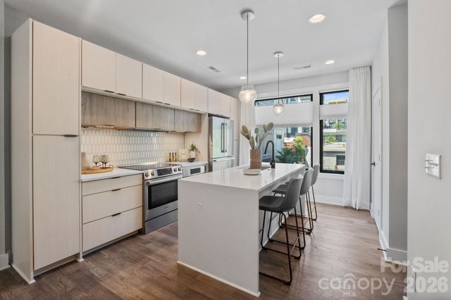 1218 Minter Place, Charlotte, NC 28203