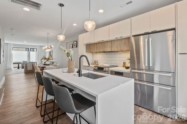 1218 Minter Place, Charlotte, NC 28203