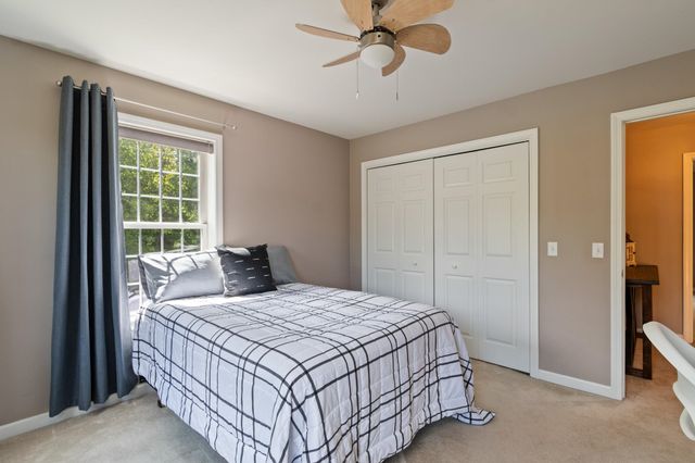 900 Ledgewood Drive, Williston, VT 05495