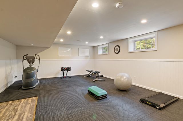 900 Ledgewood Drive, Williston, VT 05495