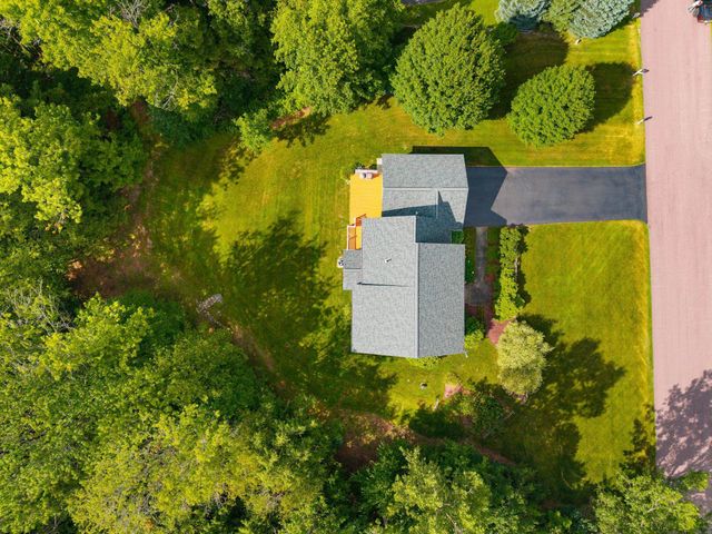 900 Ledgewood Drive, Williston, VT 05495