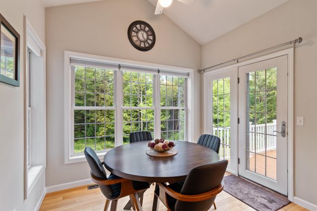 900 Ledgewood Drive, Williston, VT 05495