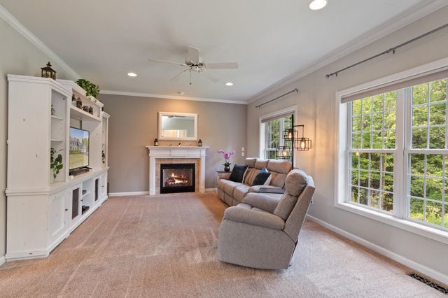 900 Ledgewood Drive, Williston, VT 05495