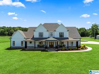 1520 DAY GAP ROAD, Cullman, AL 35057