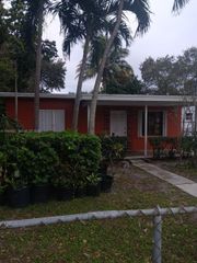 1720 NW 85th St, Miami, FL 33147