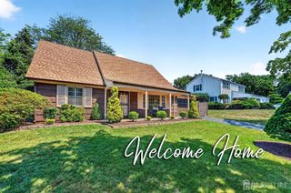 29 Ormont Lane, Matawan, NJ 07747