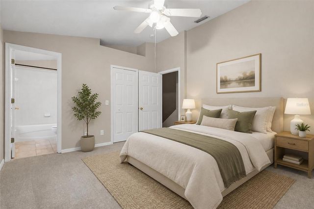 1236 BLENHEIM COURT, Wesley Chapel, FL 33543