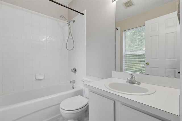 1236 BLENHEIM COURT, Wesley Chapel, FL 33543