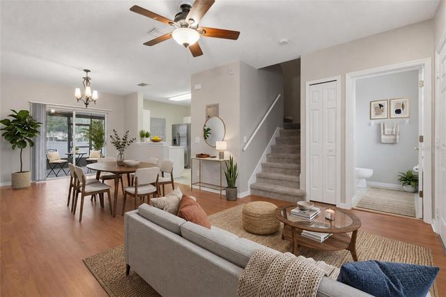 1236 BLENHEIM COURT, Wesley Chapel, FL 33543