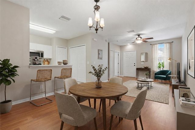 1236 BLENHEIM COURT, Wesley Chapel, FL 33543