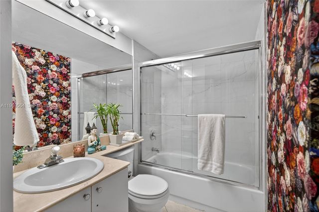 2351 Douglas Rd 1104, Miami, FL 33145