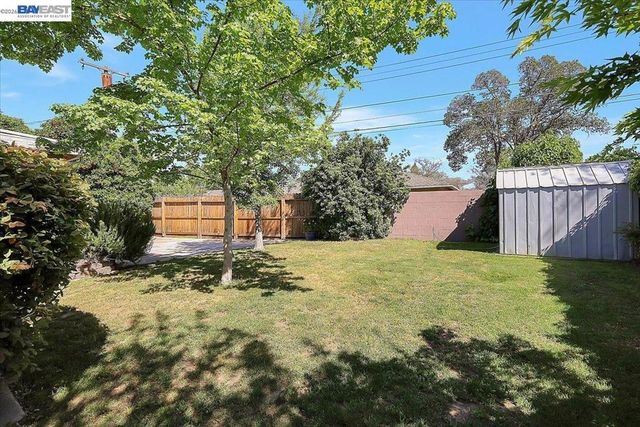 1816 Eastern Avenue, Sacramento, CA 95864