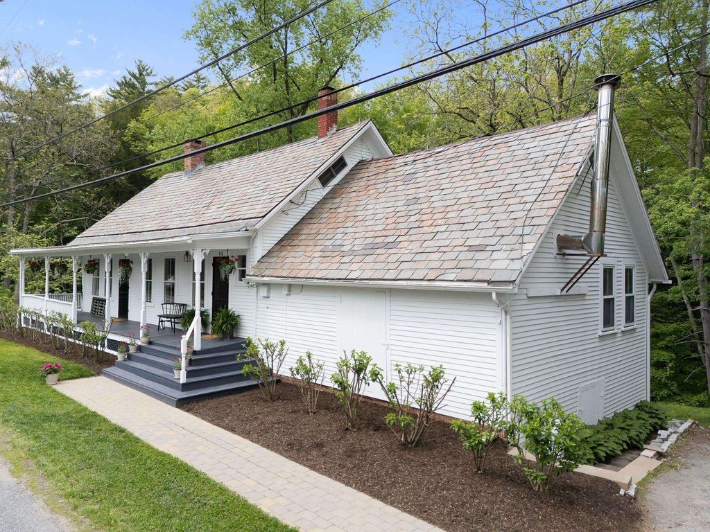 410 School Street, Westminster, VT 05158