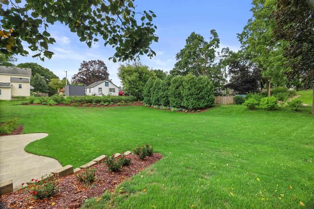 416 N 3rd Street, Fort Atkinson, WI 53538