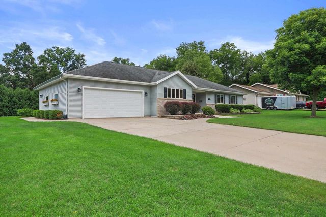 416 N 3rd Street, Fort Atkinson, WI 53538