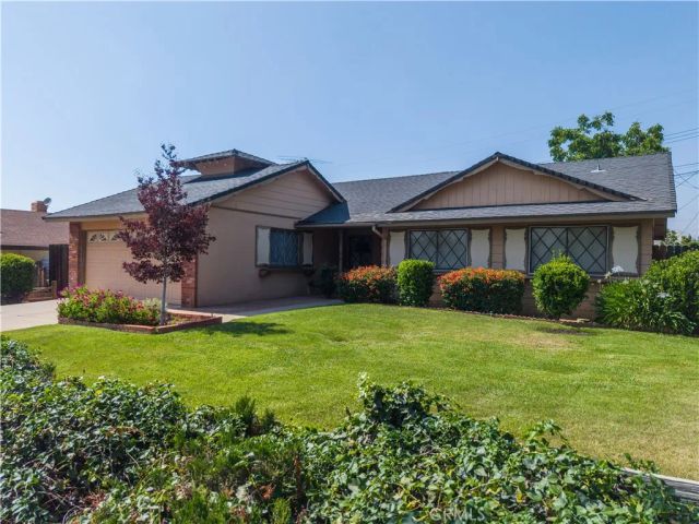 35250 Santa Rosa Drive, Yucaipa, CA 92399